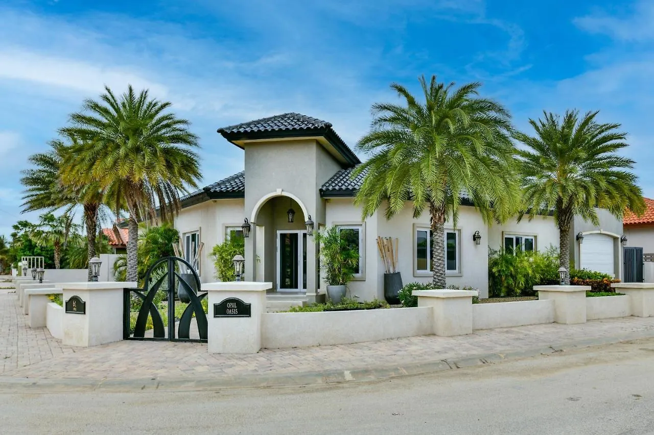 New Top Location Rooftop Terrace With Ocean View Noord Villa